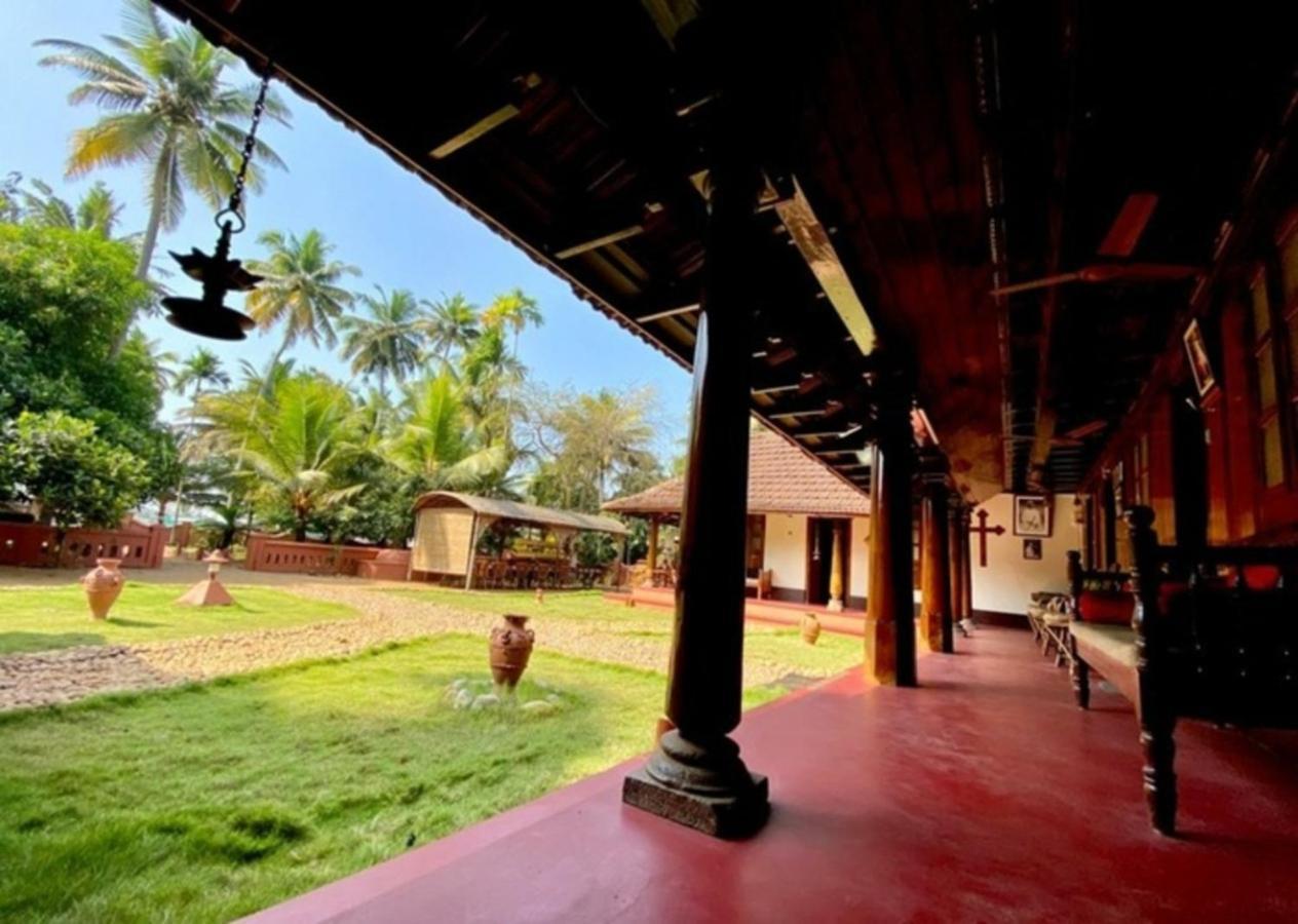 Emerald Isle Alappuzha Екстериор снимка